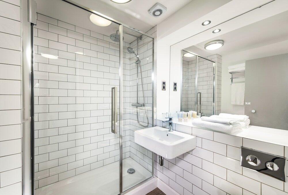 Foto del baño de GoGlasgow Urban Hotel by Compass Hospitality