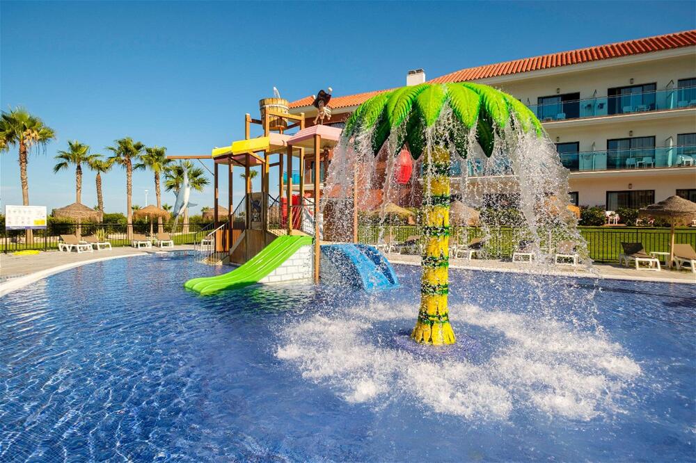 Foto de los servicios de Hotel Best Costa Ballena