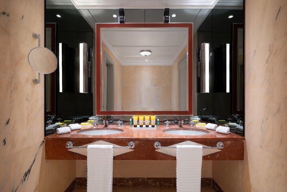 Foto del baño de Hotel The Westin Excelsior, Florence