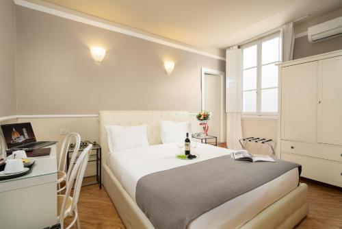 Foto de una habitación de Hostal Residenza Conte di Cavour &amp;amp; Rooftop