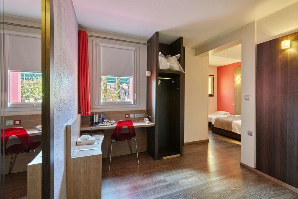 Foto de una habitación de Kyriad La Roche Sur Yon
