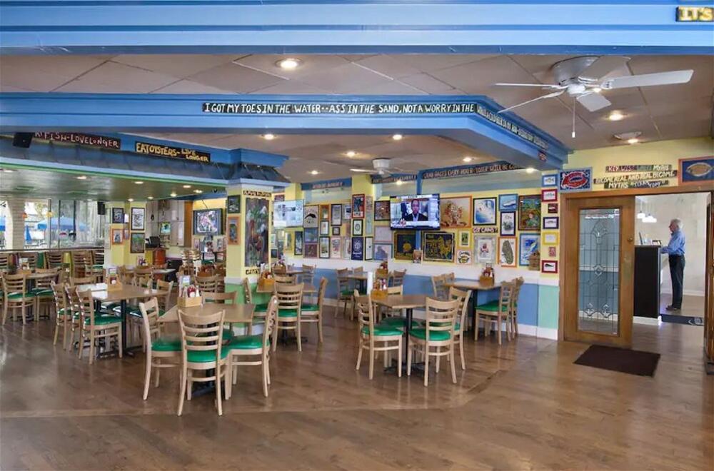 Foto de restauración de Hotel Wyndham Garden Fort Myers Beach