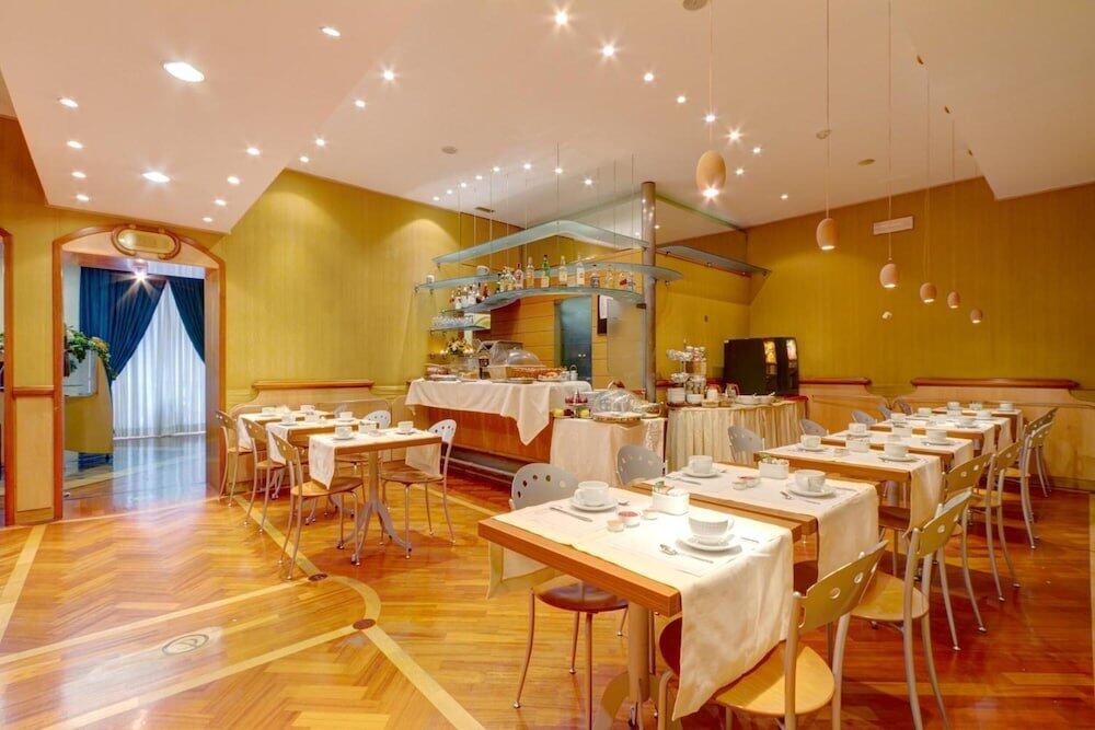 Foto de restauración de Hotel Corot