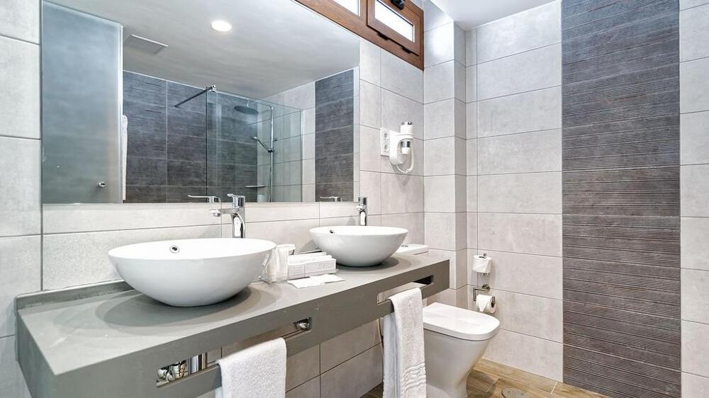 Foto del baño de Alquileres Vacacionales Las Nasas by Labranda