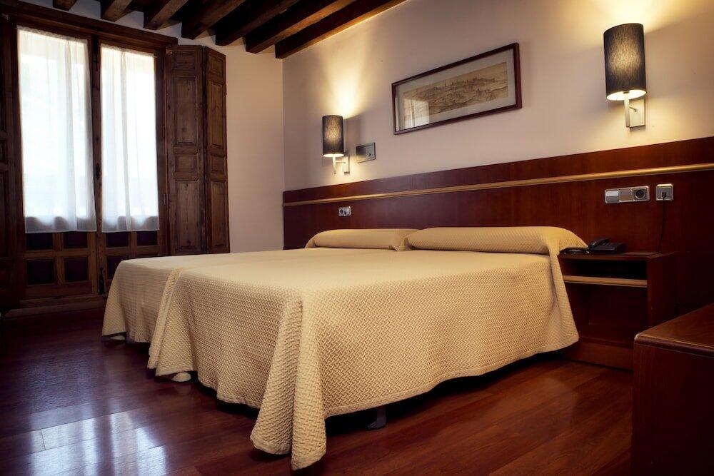 Foto de una habitación de Hotel Santa Isabel