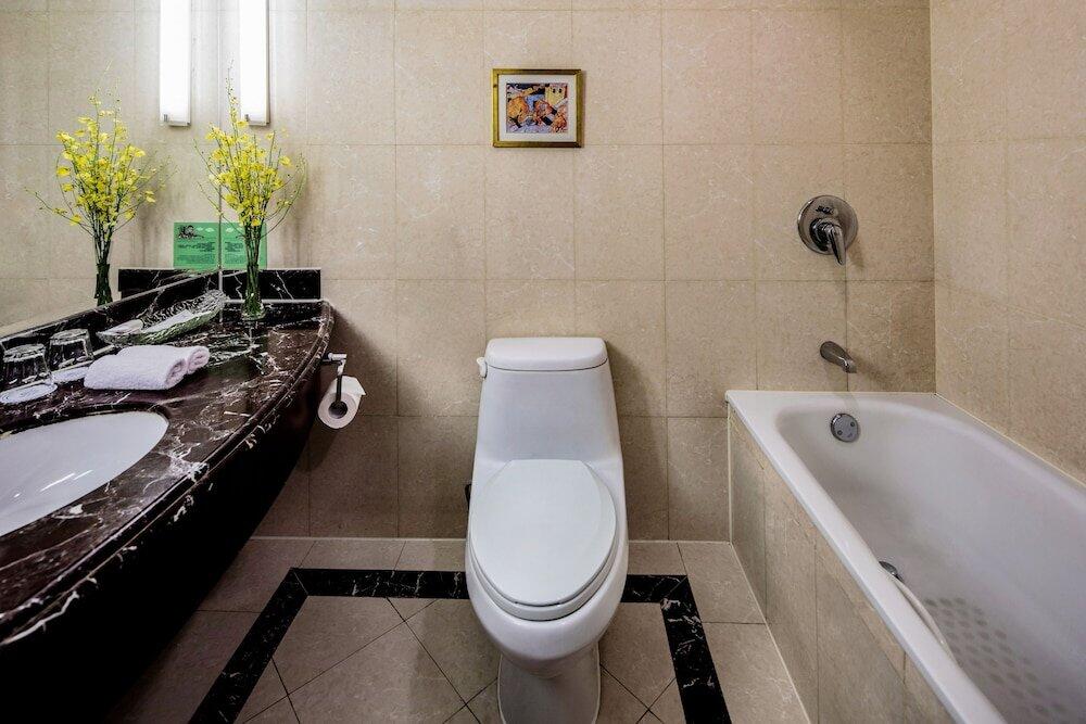Foto del baño de Howard Johnson Paragon Hotel Beijing