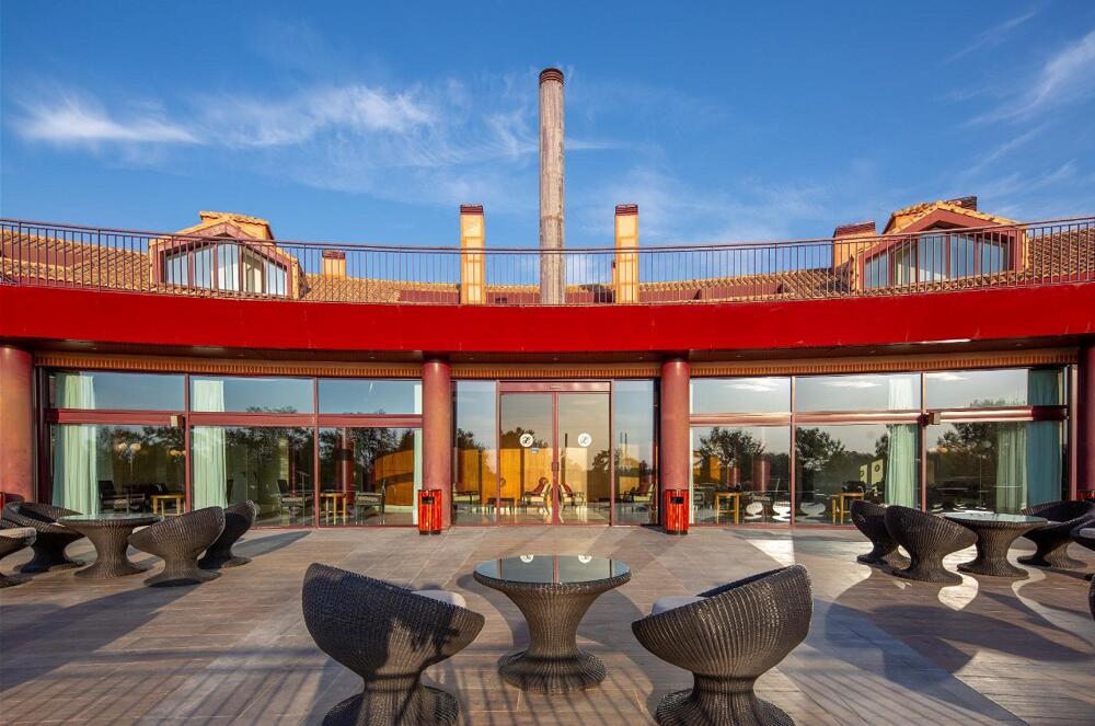 Foto del exterior de Hotel Exe Layos Golf