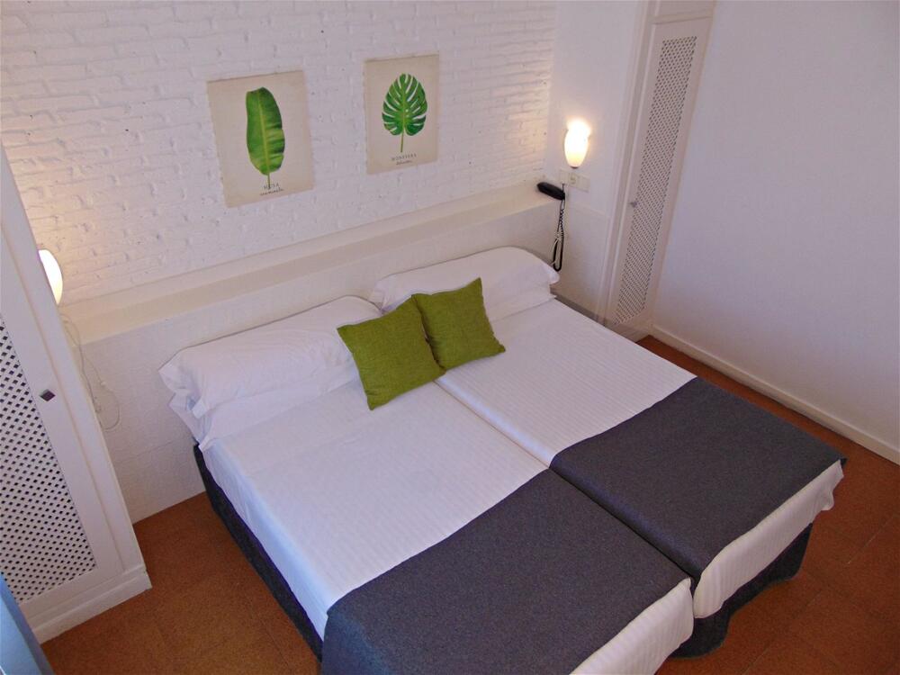 Foto de una habitación de Hotel Campomar Playa
