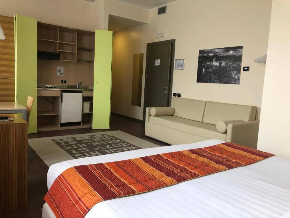 Foto de una habitación de Bis Hotel Varese
