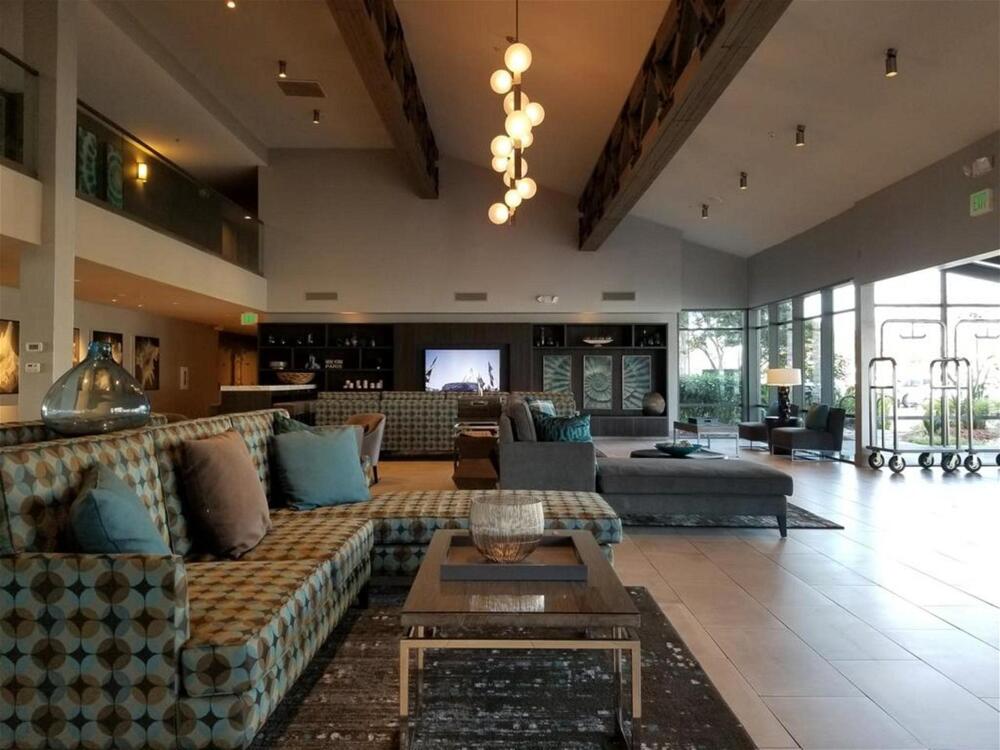 Foto de las zonas nobles de Hotel Executive Inn &amp;amp; Suites Oakland