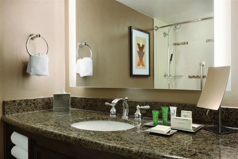 Foto del baño de Hotel Hilton Arlington
