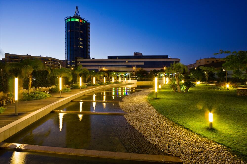 Foto general de UNAHOTELS T Hotel Cagliari