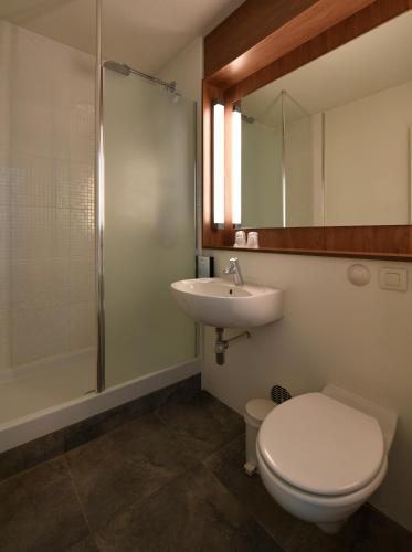 Foto del baño de Hotel Campanile Toulon - La Seyne Sur Mer - Sanary