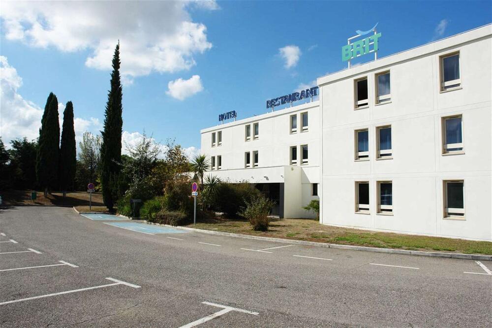Foto del exterior de Brit Hotel Marseille Aéroport