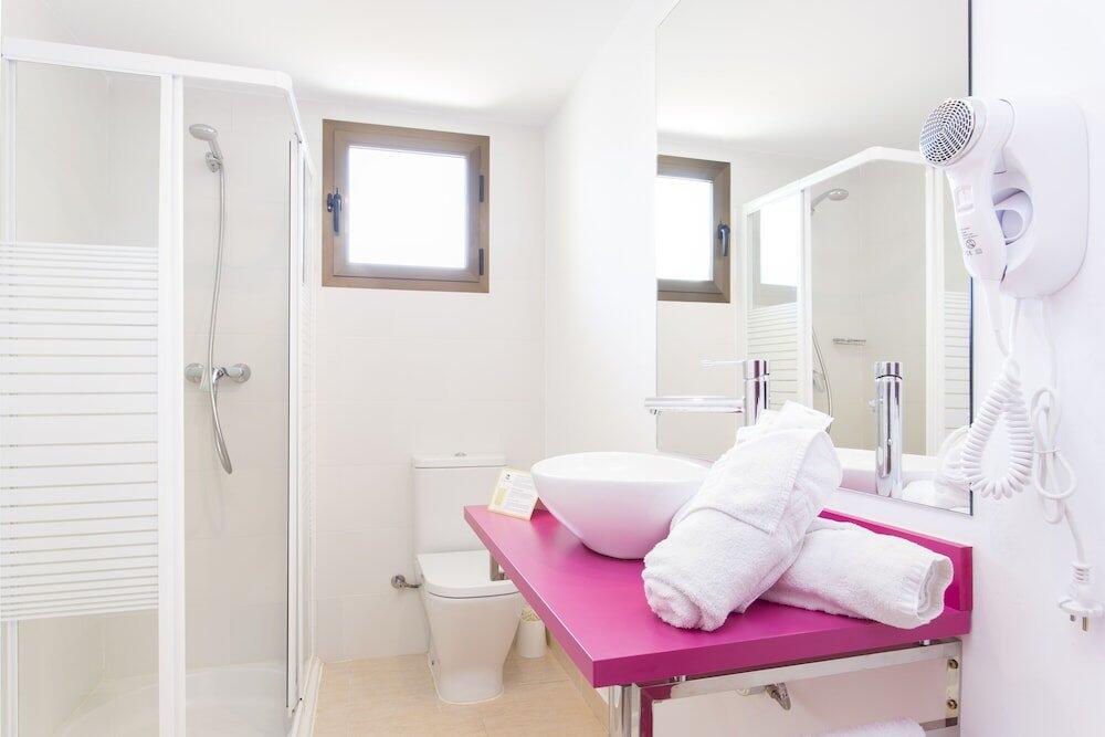 Foto del baño de Guya Wave Hotel