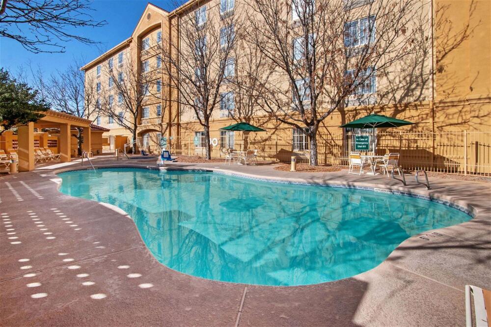 Foto de los servicios de Hotel La Quinta by Wyndham Albuquerque West