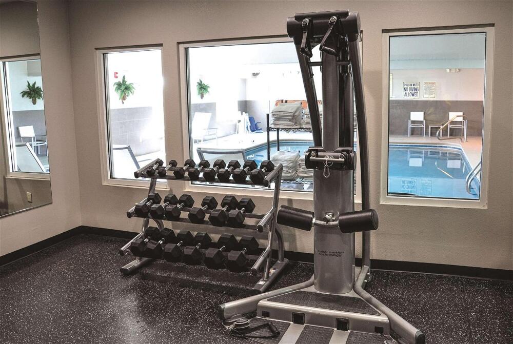 Facilities – Hotel Country Inn &amp;amp; Suites by Radisson, Fairborn South, OH