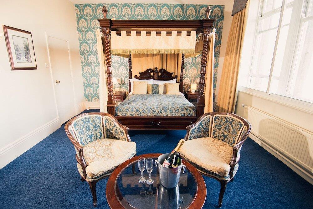 Foto de una habitación de Hotel The Royal Kings Arms