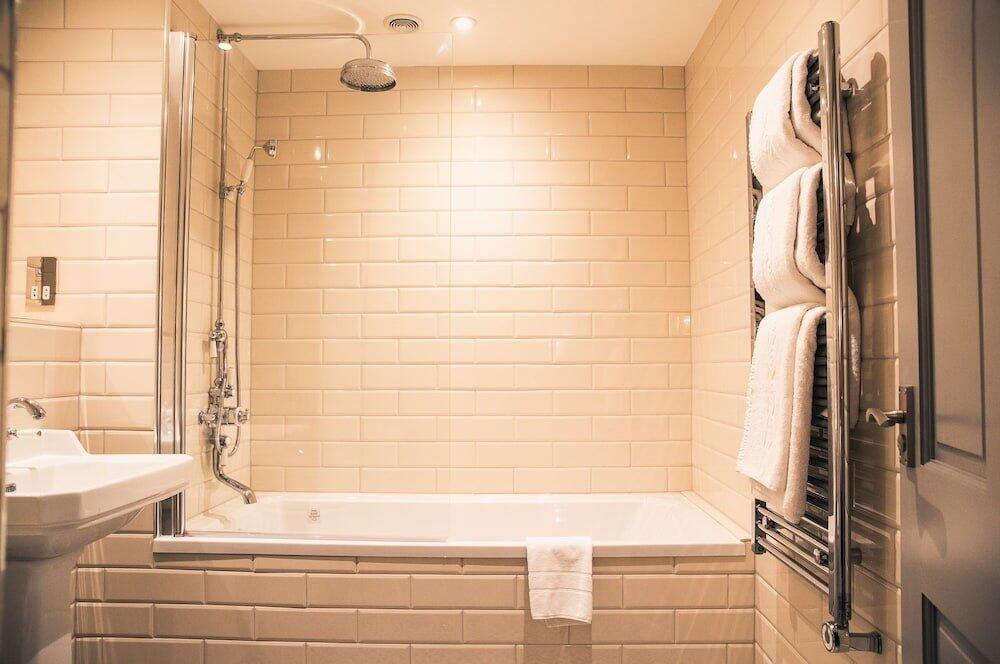 Foto del baño de Hotel The Royal Kings Arms