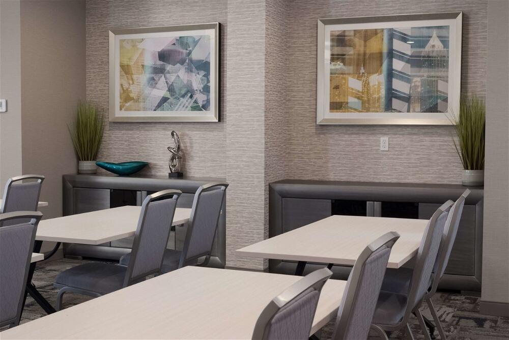 Foto de una habitación de Hotel Home2 Suites By Hilton Atlanta Perimeter Center