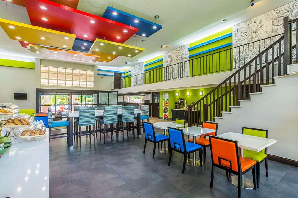 Foto de restauración de Hotel Quality Inn Atlanta Northeast I-85
