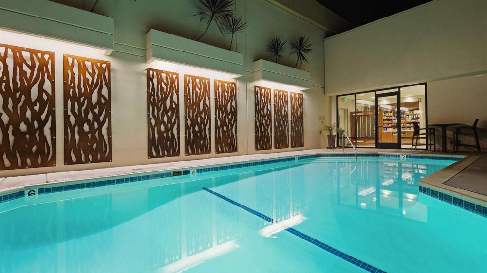 Foto de los servicios de Hotel Best Western Plus Bayside Inn