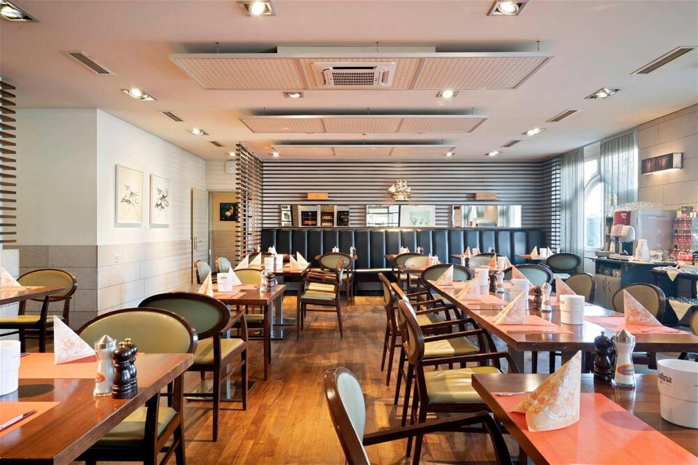 Foto de las zonas nobles de Hotel Conti Dietikon