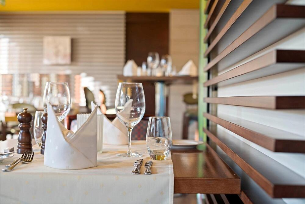 Foto de restauración de Hotel Conti Dietikon