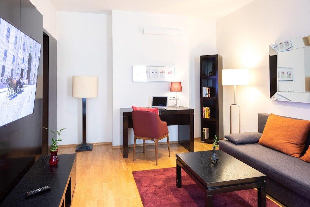 Foto de una habitación de The Levante Rathaus Apartments