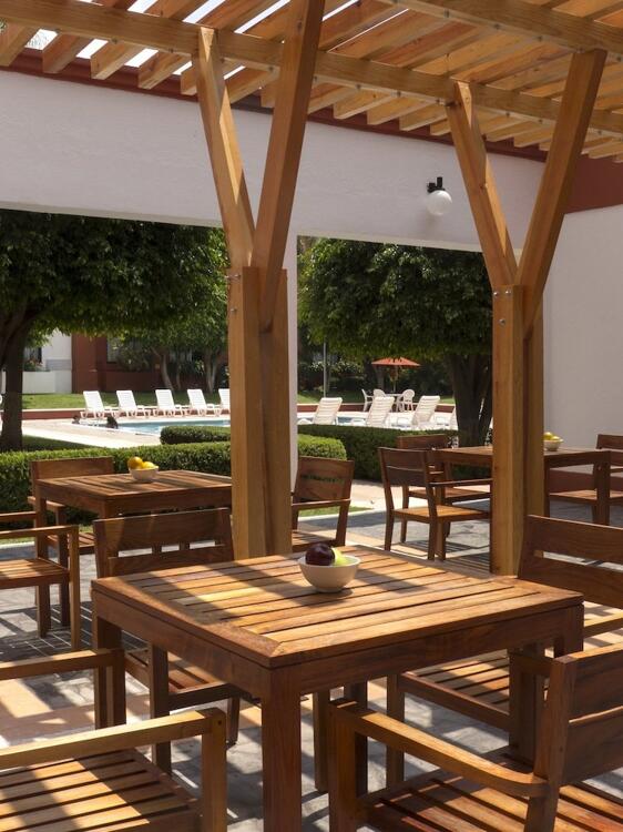 Foto de restauración de Hotel Fiesta Inn Leon