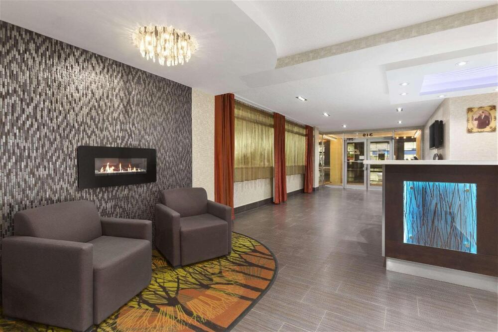 Foto de las zonas nobles de Hotel Days Inn by Wyndham Ottawa