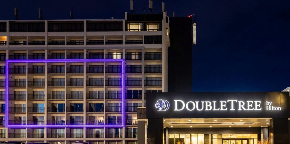 Foto del exterior de Clarion Hotel &amp;amp; Conference Centre