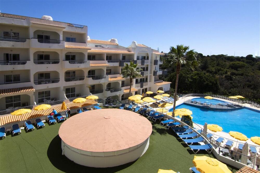 Foto de los servicios de Aparthotel Luna Miramar Club