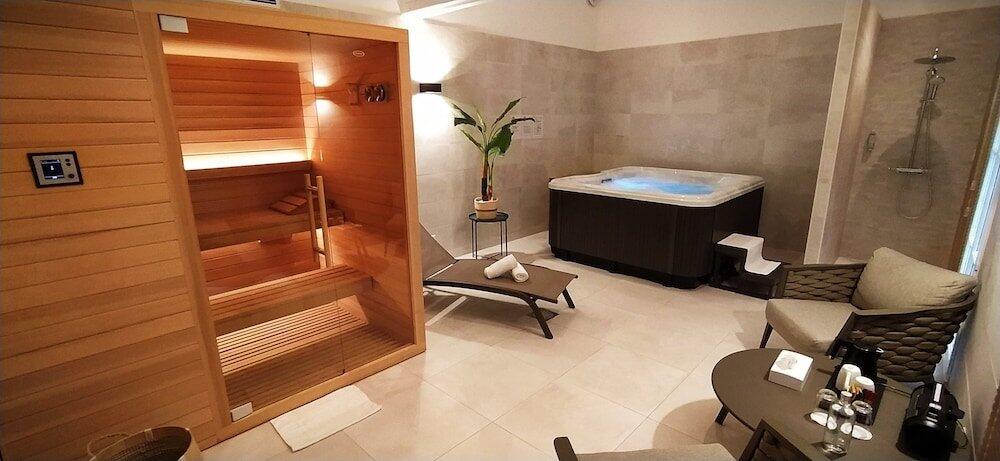 Foto de los servicios de The Originals Boutique, Hôtel Les Nations, Vichy