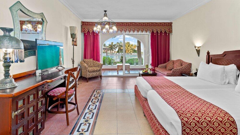 Foto de una habitación de Complejo Domina Coral Bay Resort, Diving , Spa &amp;amp; Casino