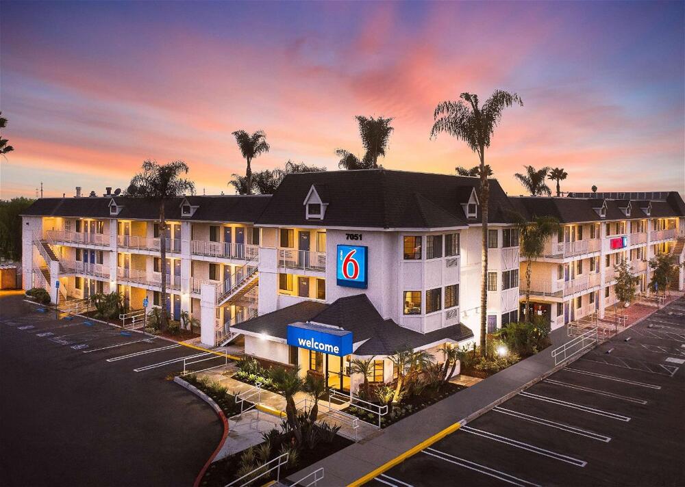 Foto del exterior de Motel 6-Buena Park, CA - Knotts Berry Farm - Disneyland
