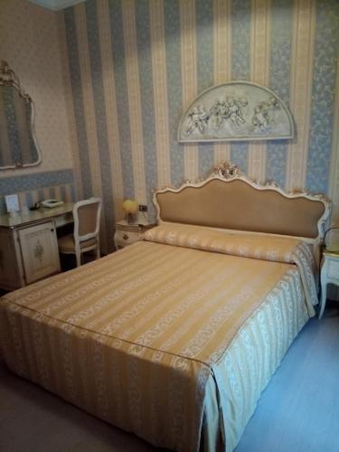 Foto de una habitación de Garda Sol SPA Hotel &amp;amp; Appartamenti