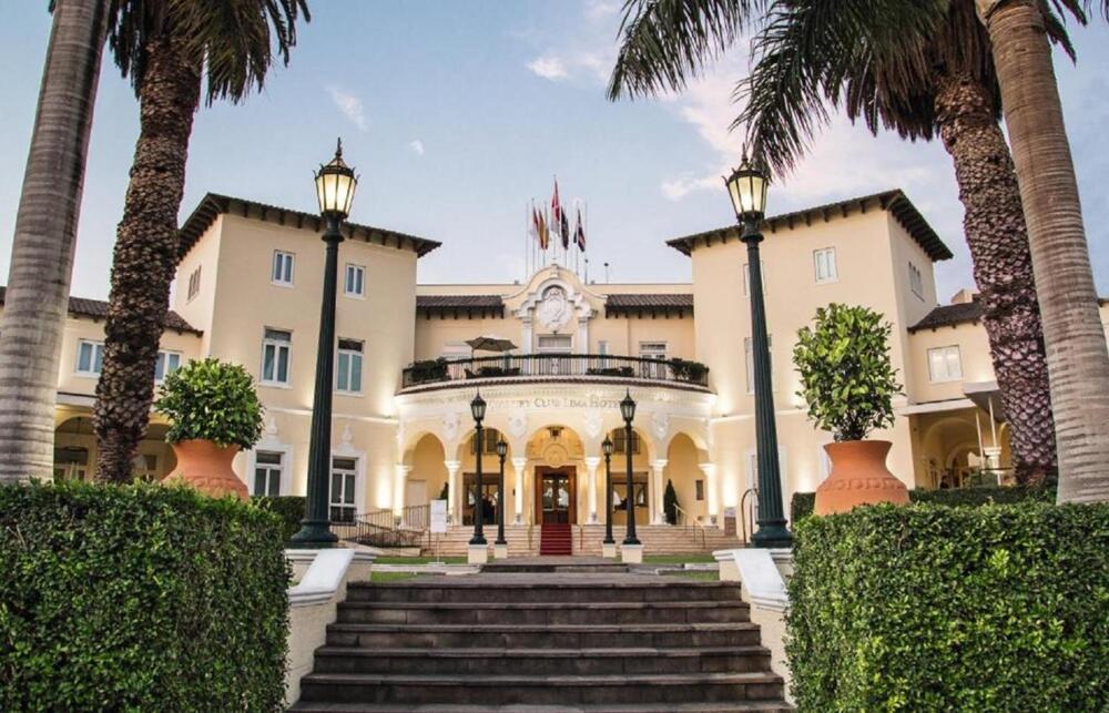 Foto del exterior de Country Club Lima Hotel – The Leading Hotels of the World