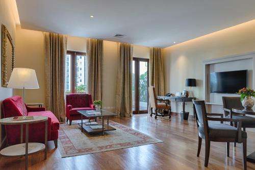Foto de restauración de Country Club Lima Hotel – The Leading Hotels of the World