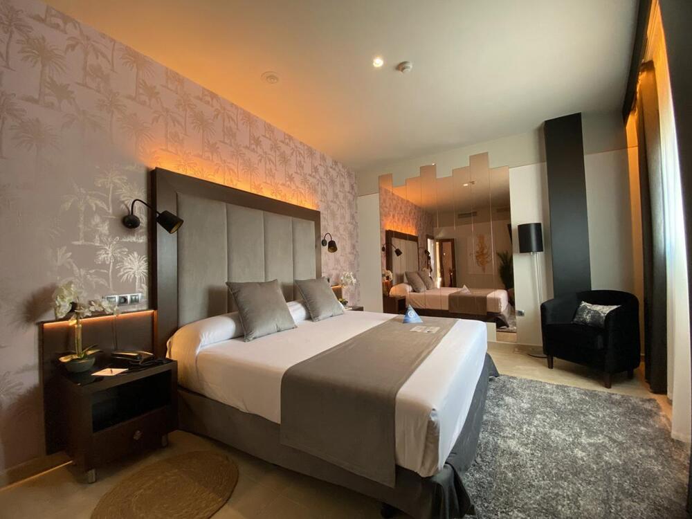 Foto general de Hotel ON ALETA ROOM designed for adults