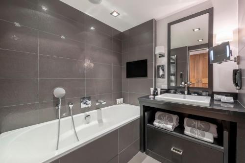 Foto del baño de Hôtel Le Kaïla