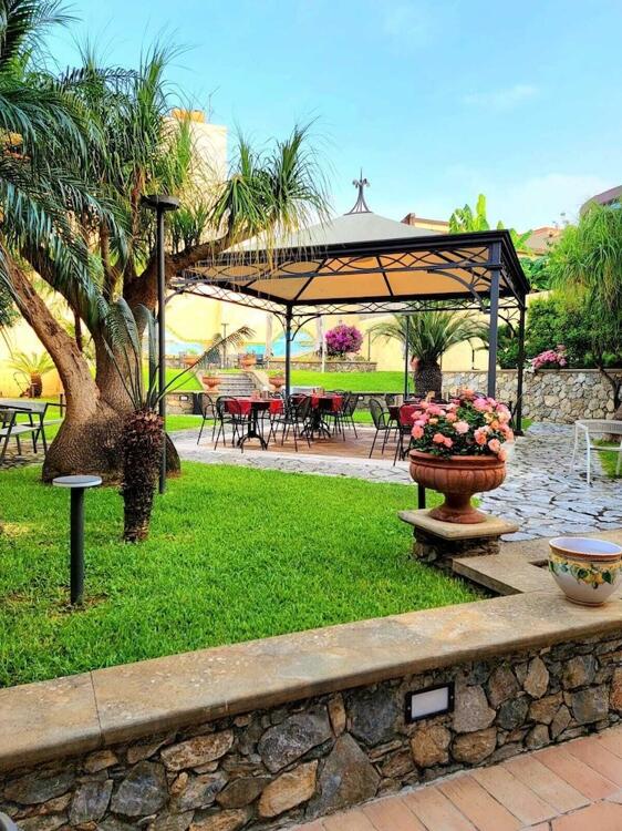Foto de restauración de Hotel Garibaldi