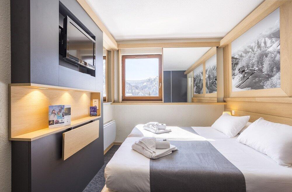 Room – Hôtel Club mmv Les Brévières ****