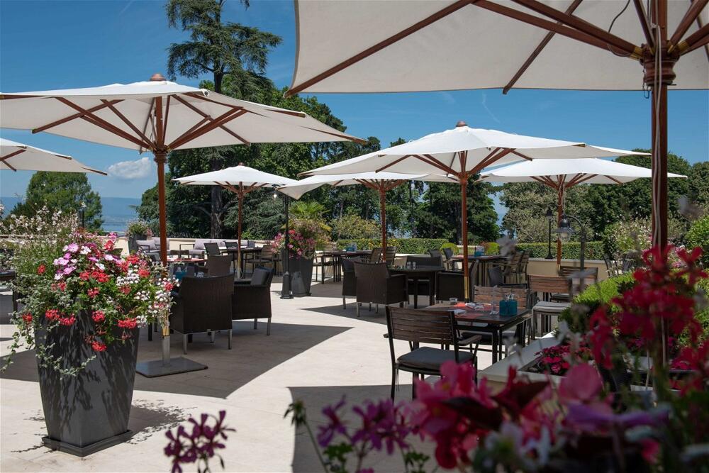 Foto de las zonas nobles de Hotel Hilton Evian Les Bains
