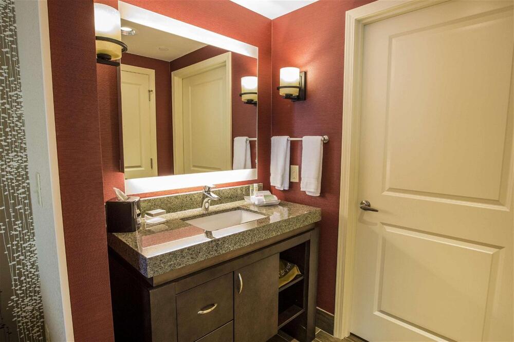 Foto del baño de Hotel Homewood Suites by Hilton Charlotte Ballantyne Area