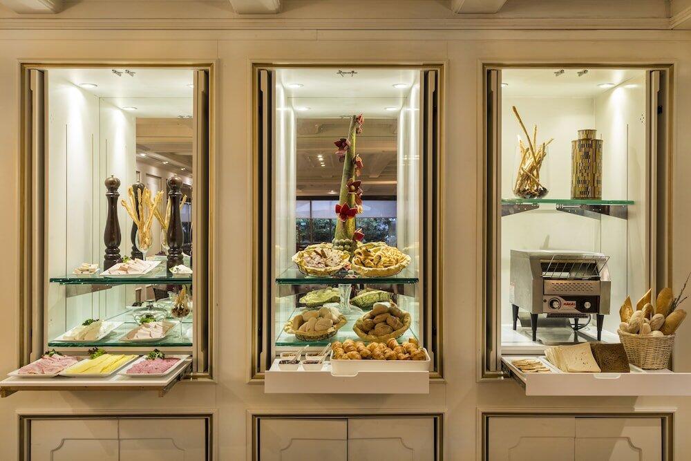 Foto de restauración de Hotel Park Plaza Santiago