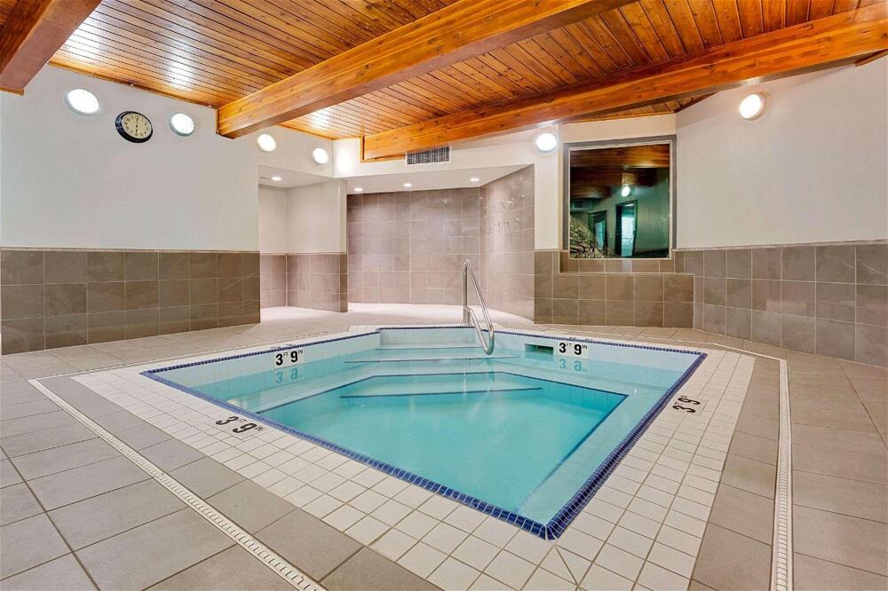 Foto de los servicios de Hotel Ramada by Wyndham Kamloops
