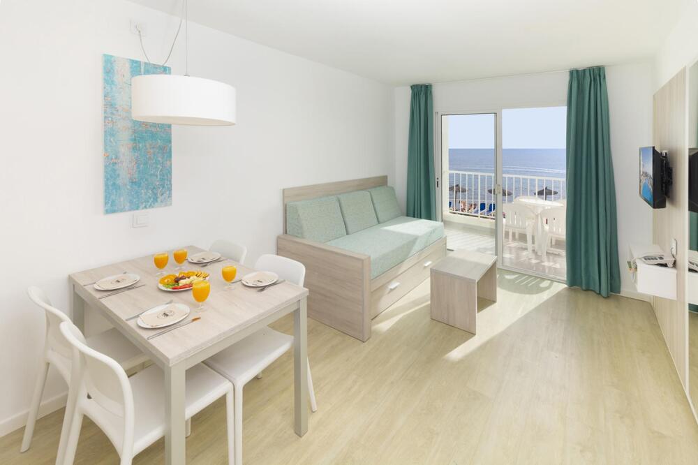 Foto de una habitación de Aparthotel HSM Calas Park