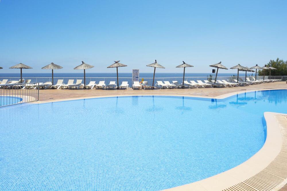 Foto de los servicios de Aparthotel HSM Calas Park