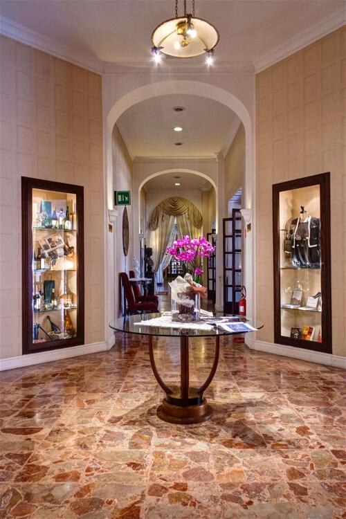 Foto de las zonas nobles de Grand Hotel Royal